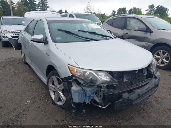 2014 Toyota Camry Hybrid