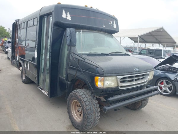 2002 Ford E-450 Cutaway