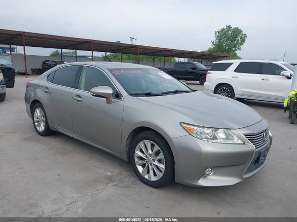 2015 Lexus Es 300h