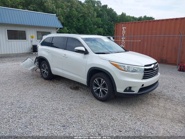 2016 Toyota Highlander