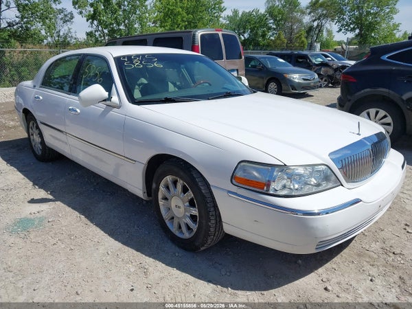 2008 Lincoln Town Car