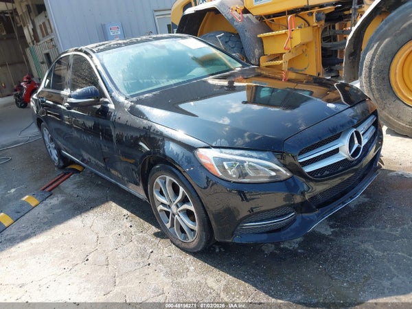 2015 Mercedes-Benz C 300