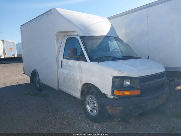 2015 Chevrolet Express Cutaway