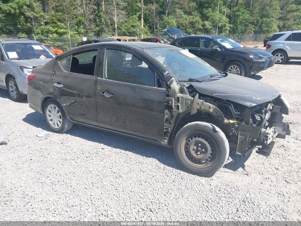 2019 Nissan Versa