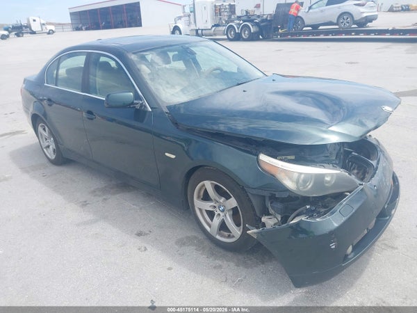 2004 BMW 530i