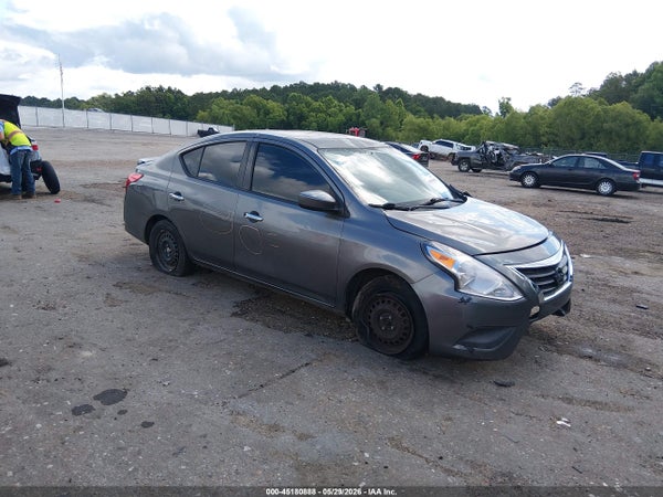2019 Nissan Versa
