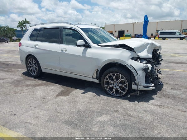 2022 BMW X7