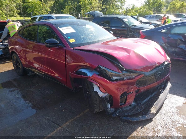 2025 Ford Mustang Mach-E