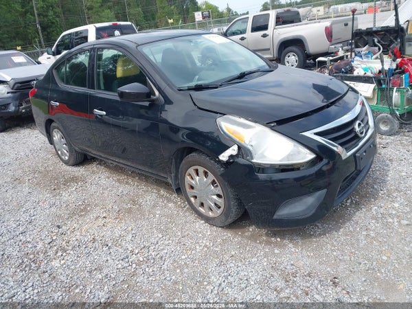 2015 Nissan Versa