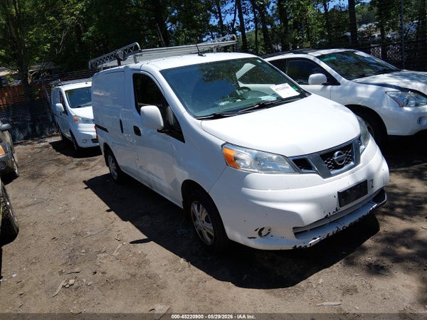 2015 Nissan Nv200
