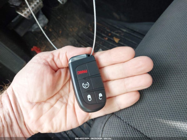 Thumbnail 11