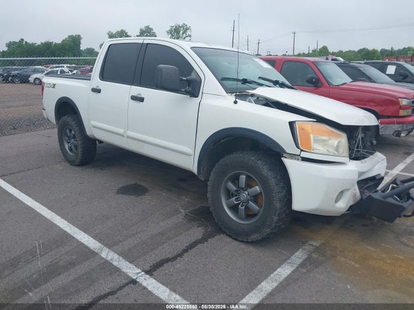 2014 Nissan Titan