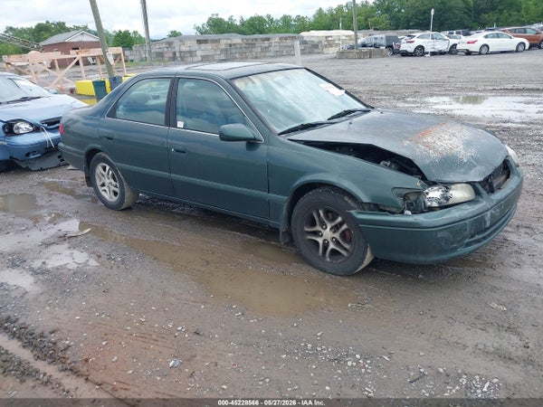 2000 Toyota Camry