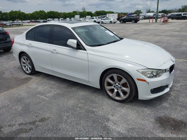 2015 BMW 320i