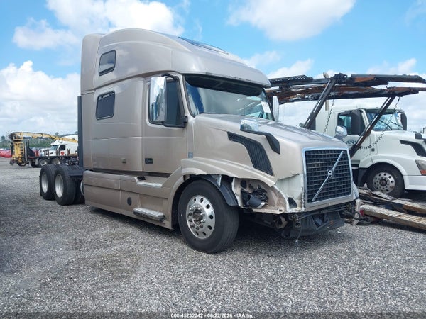 2016 Volvo Vn