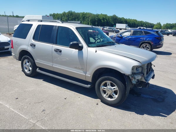 2004 Ford Explorer
