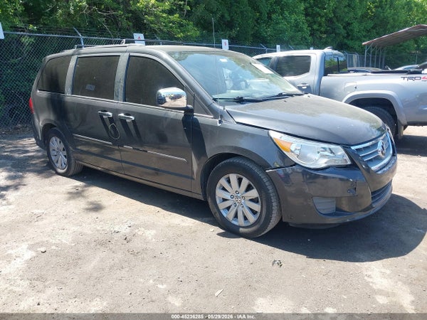 2012 Volkswagen Routan