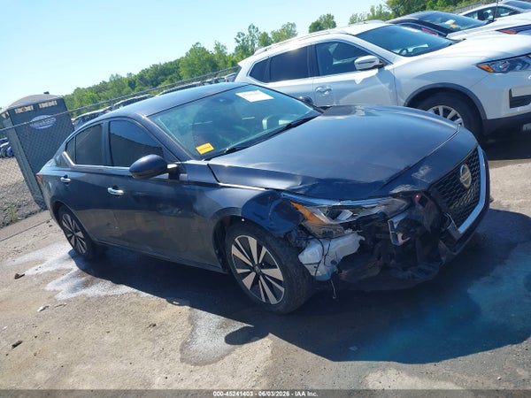2022 Nissan Altima