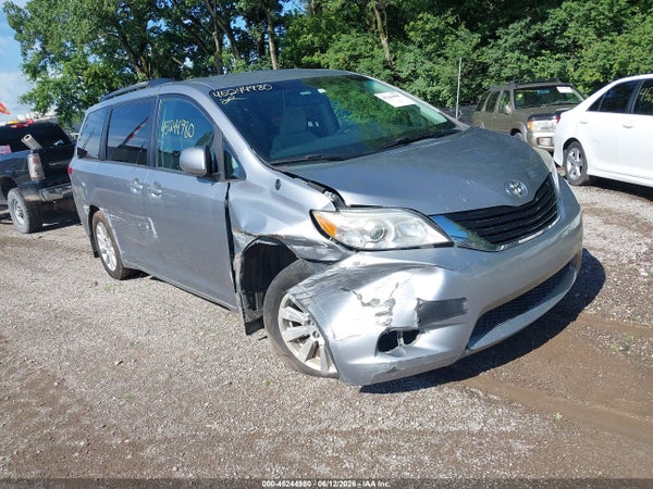 2013 Toyota Sienna