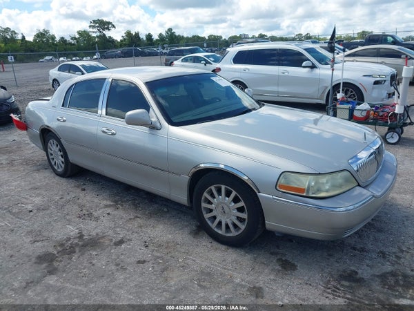 2007 Lincoln Town Car
