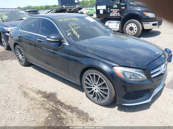 2015 Mercedes-Benz C 300