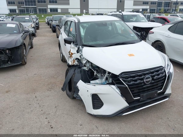 2022 Nissan Kicks