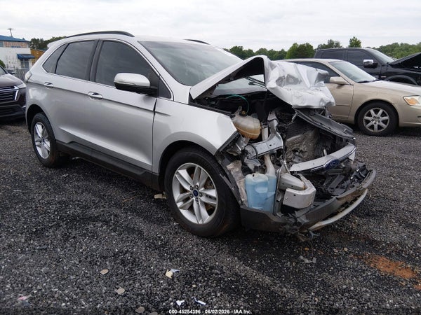 2016 Ford Edge