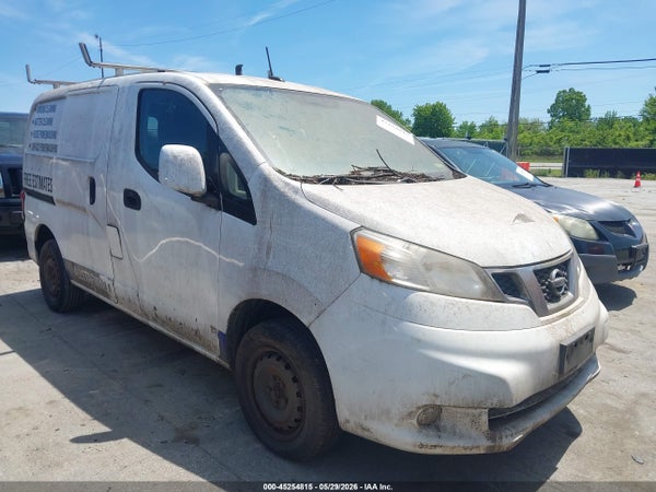2014 Nissan Nv200