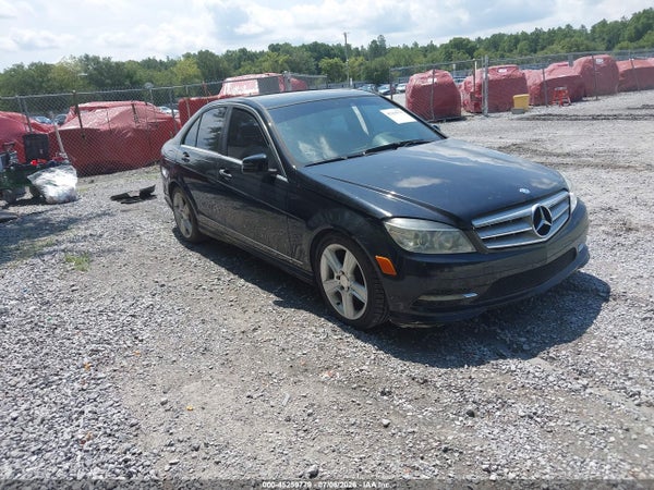 2011 Mercedes-Benz C 300