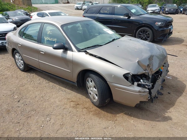 2004 Ford Taurus