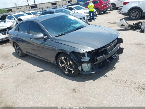 2024 Hyundai Elantra