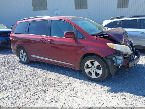 2014 Toyota Sienna