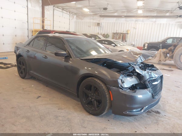 2016 Chrysler 300