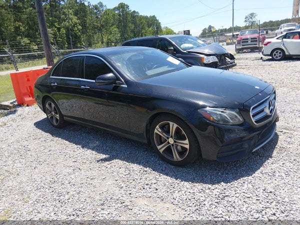 2017 Mercedes-Benz E 300