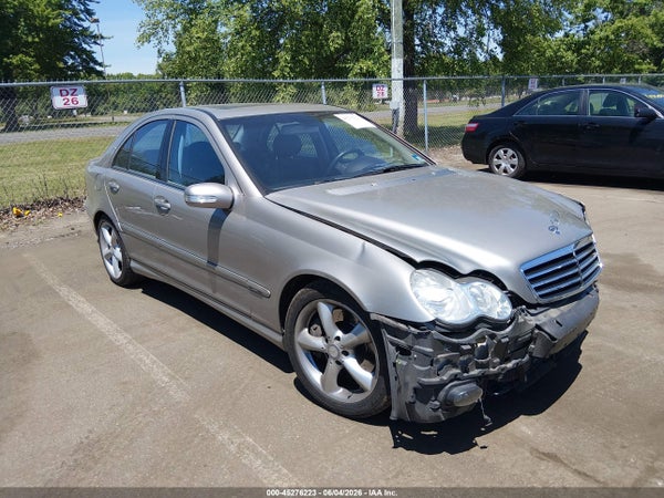 2005 Mercedes-Benz C 230