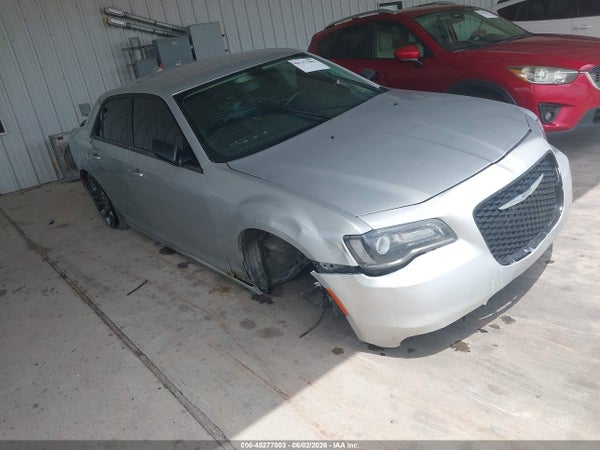 2019 Chrysler 300