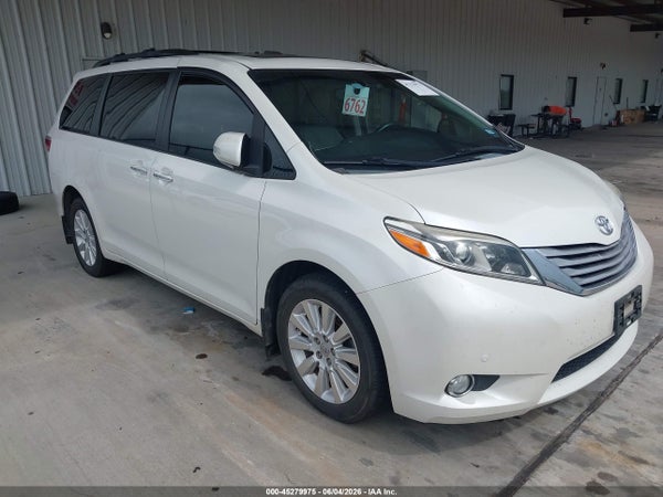 2015 Toyota Sienna