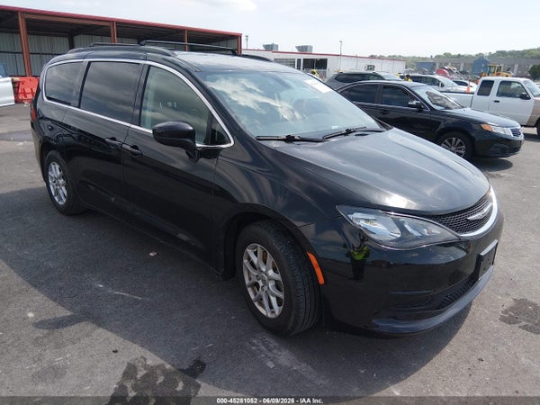2021 Chrysler Voyager