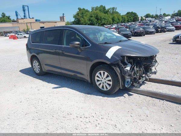 2021 Chrysler Voyager