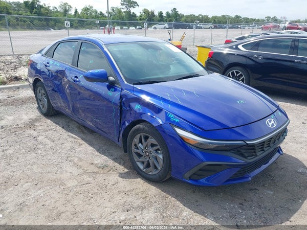 2024 Hyundai Elantra Hybrid
