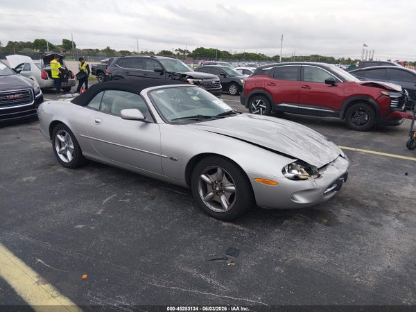 1999 Jaguar Xk8