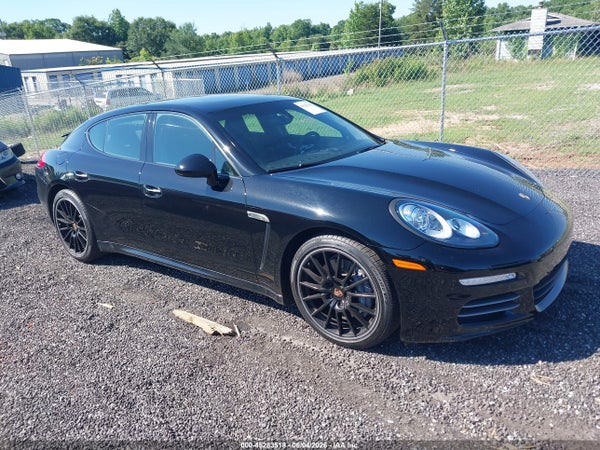 2014 Porsche Panamera
