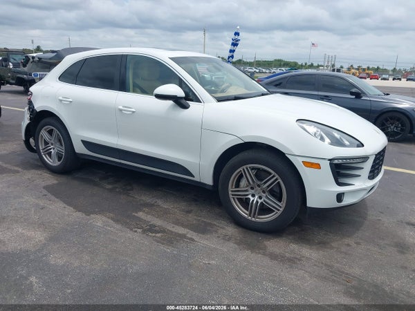 2015 Porsche Macan