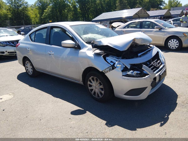 2016 Nissan Versa