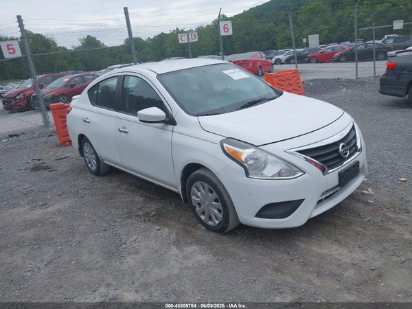 2015 Nissan Versa