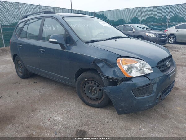 2010 Kia Rondo