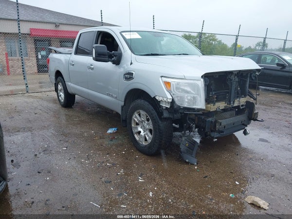 2017 Nissan Titan