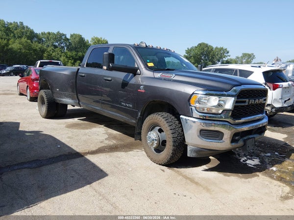 2022 RAM 3500
