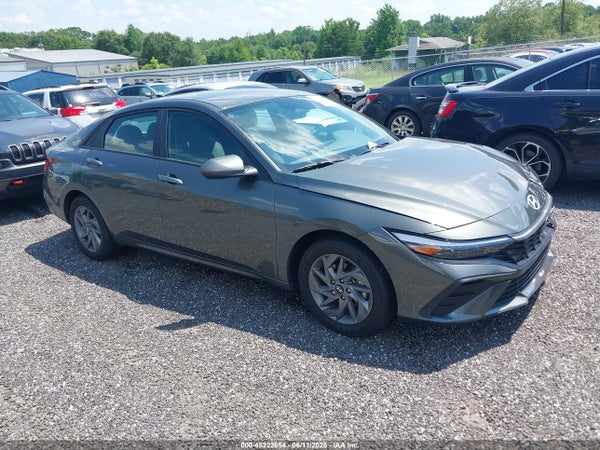 2024 Hyundai Elantra Hybrid