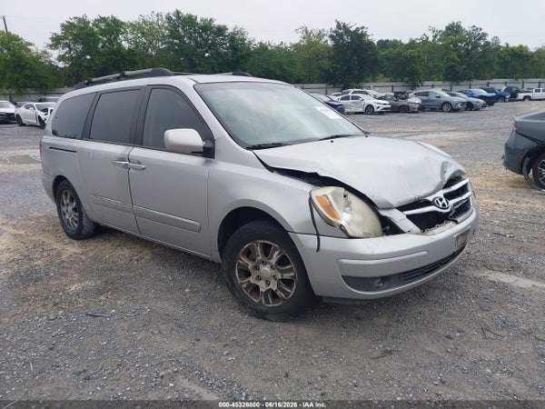 2008 Hyundai Entourage